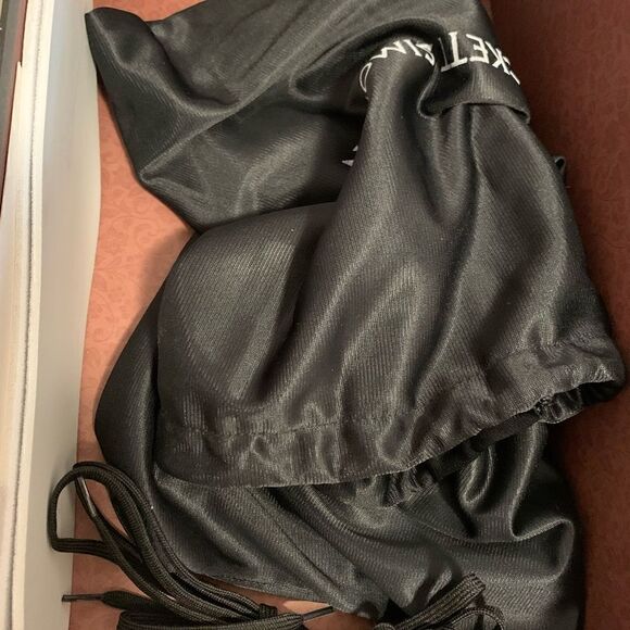 ❤️SOLD❤️BECKETT SIMONON Garcia Custom Made Sneakers - Picture 11 of 12